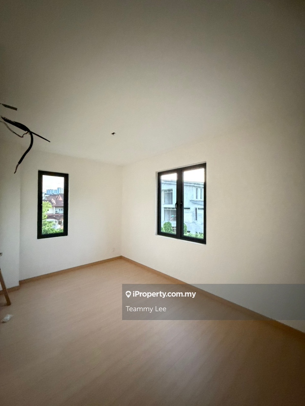 Rumah Berkembar untuk Dijual di Taman Ikhlas, Bandar Sungai Long oleh Teammy Lee - iProperty.com.my