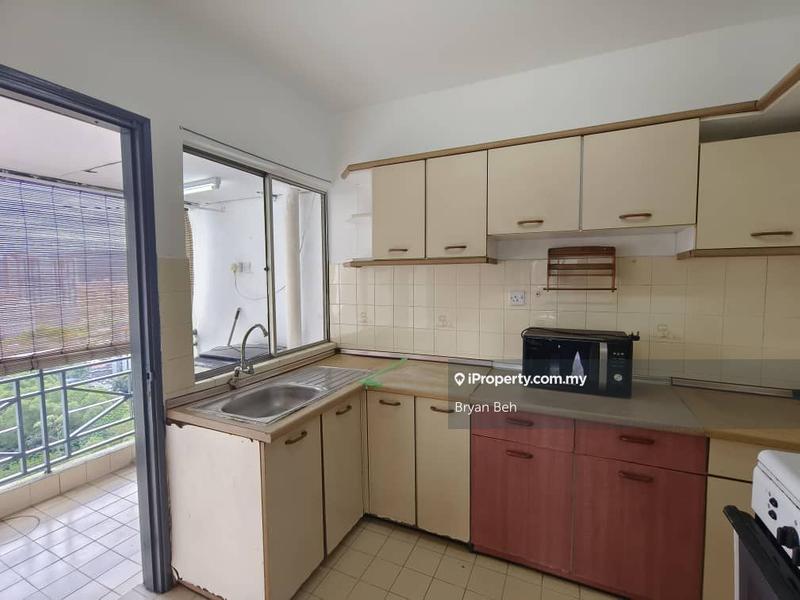 Apartment for Sale in Winner Court B by Bryan Beh - iProperty.com.my