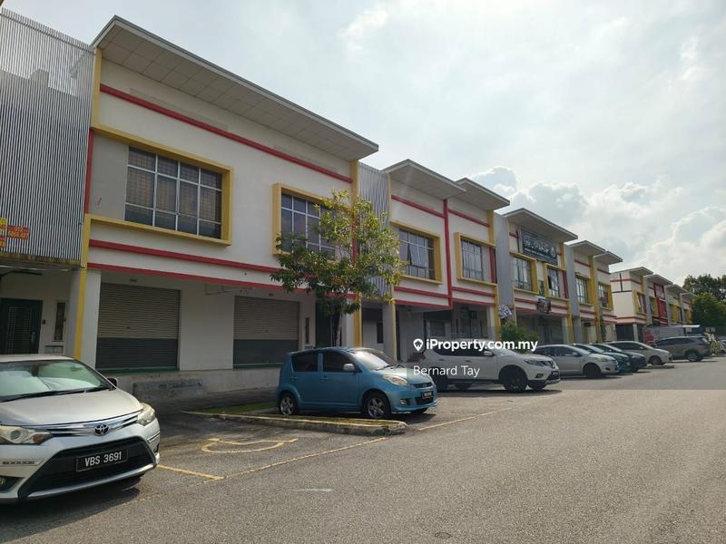 Shop / Office untuk Dijual di Subang Pelangi, Seksyen U5, Shah Alam oleh Bernard Tay - iProperty.com.my