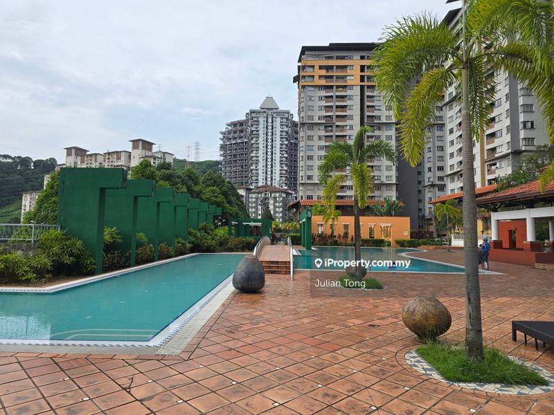 Condominium for Rent in Perdana Exclusive by Julian Tong - iProperty.com.my