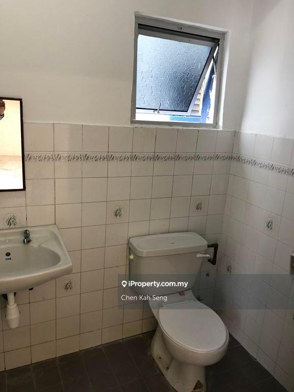 Condominium for Sale in Bukit Pandan Kondominium 1 by Chen Kah Seng - iProperty.com.my