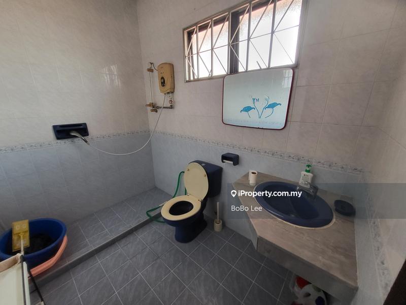 Bungalow House for Sale in Taman Overseas Union (Taman Oug), Jalan Klang Lama (Old Klang Road) by BoBo Lee - iProperty.com.my