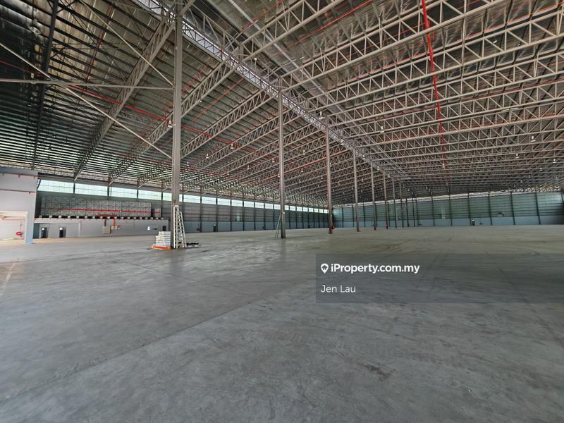 For Rent - Persiaran Selangor, Seksyen 15, Seksyen 16, Seksyen 17