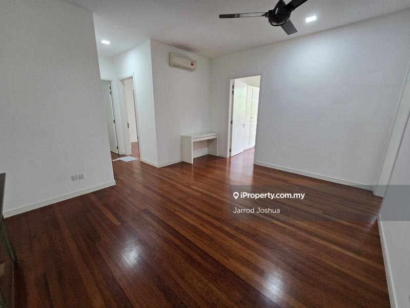 Condominium for Sale in Pavilion Hilltop by Jarrod Joshua - iProperty.com.my