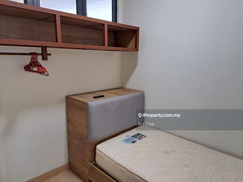 Service Residence for Sale in Timur Bay Seafront Residence by KH Chia - iProperty.com.my