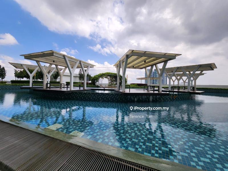 For Sale - Crescent Bay Suites (Teluk Bayu)