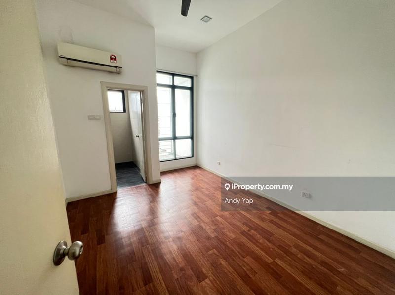2-storey Terraced House for Sale in Lake Club, Rawang, Rawang by Andy Yap - iProperty.com.my