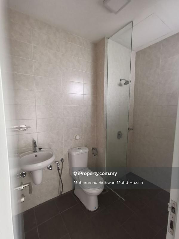 Rumah Berangkai 2.5 Tingkat untuk Dijual di Dengkil, Selangor oleh Muhammad Ridhwan Mohd Huzairi - iProperty.com.my