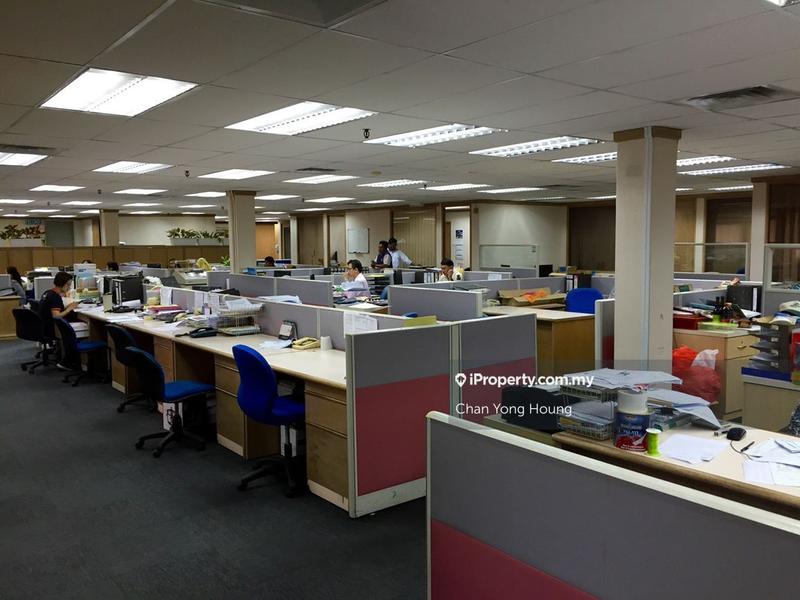 Pejabat untuk Disewa di Seksyen 51a, Petaling Jaya oleh Chan Yong Houng - iProperty.com.my