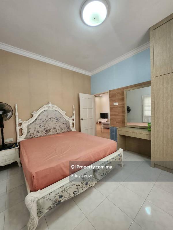 Bungalow House for Sale in Taman Cempaka, Klebang by Eddy Leow - iProperty.com.my