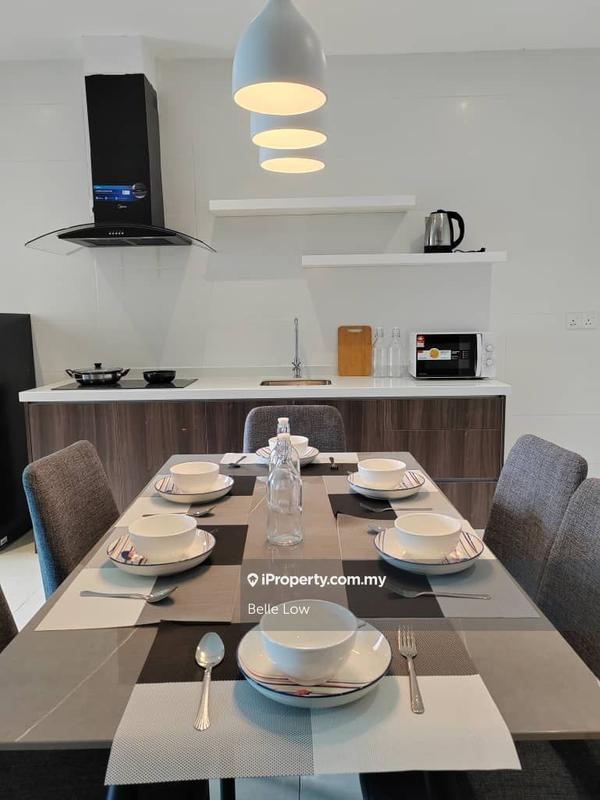 For Rent - Reizz Residence