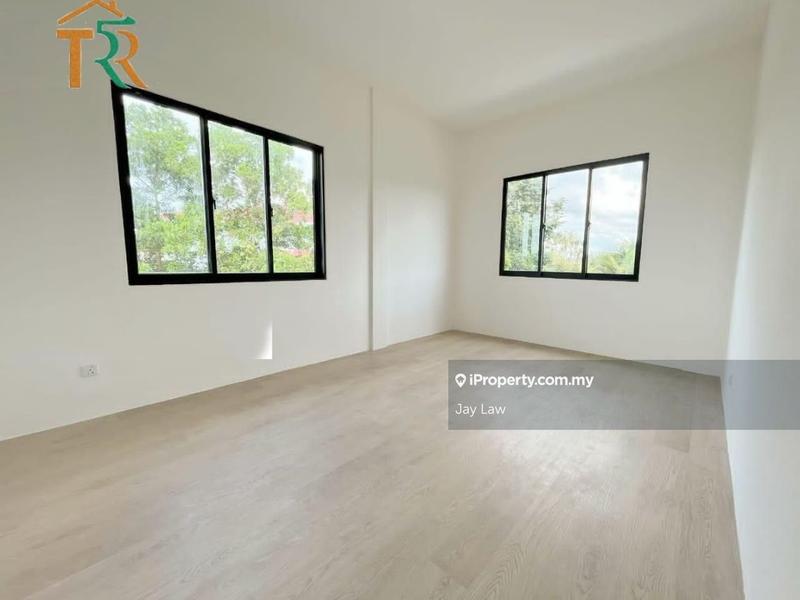 Semi-Detached House for Sale in Kuching, Sarawak by Jay Law - iProperty.com.my
