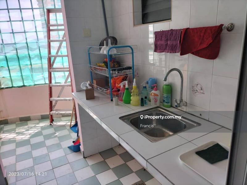 Kondominium untuk Dijual di Villa Beverly Hills oleh Francis - iProperty.com.my