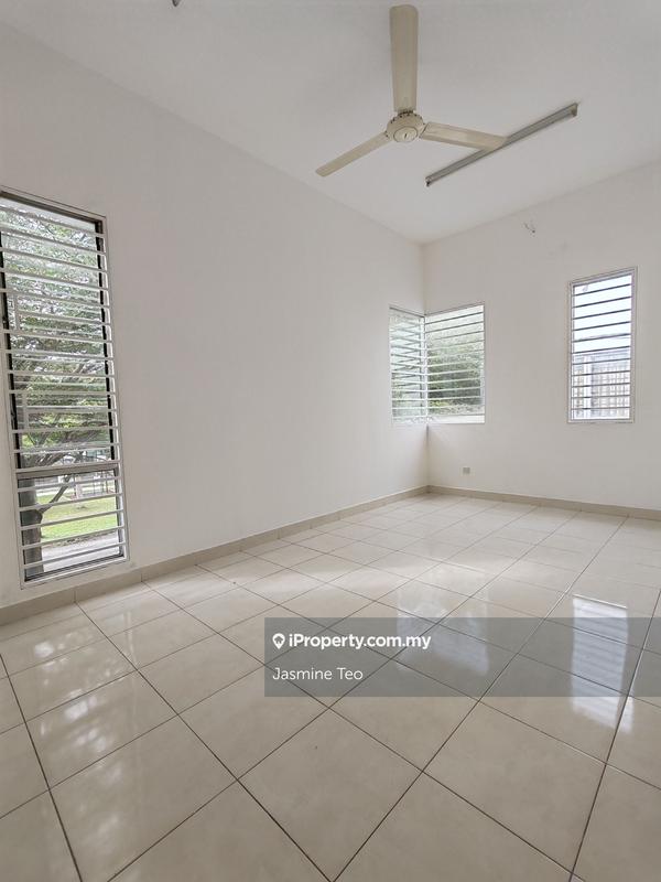 Rumah Teres 2-Tingkat untuk Dijual di Setia Indah, Setia Alam oleh Jasmine Teo - iProperty.com.my