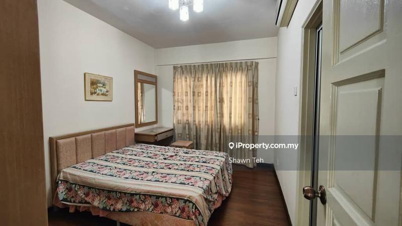 Kondominium untuk Dijual di The Golden Coast oleh Shawn Teh - iProperty.com.my