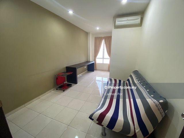 Condominium for Rent in Putra Marine Resort by Carmen Por - iProperty.com.my