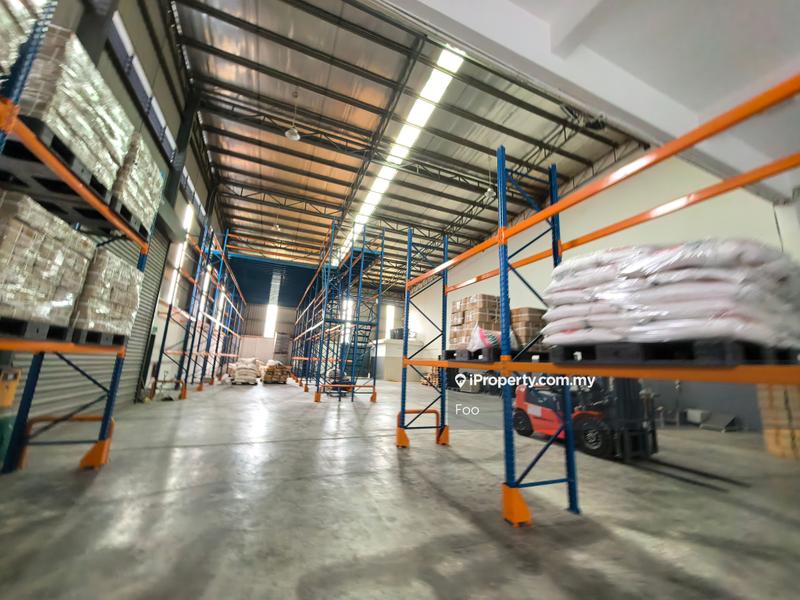 For Rent - 3 Storey Ijok Nouvelle Kota Puteri Semi-D Factory