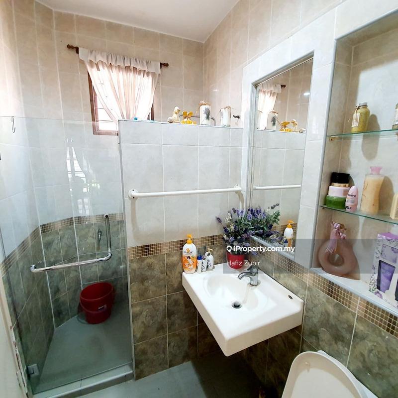 Banglo untuk Dijual di Bandar Seri Putra, Bangi oleh Hafiz Zubir - iProperty.com.my