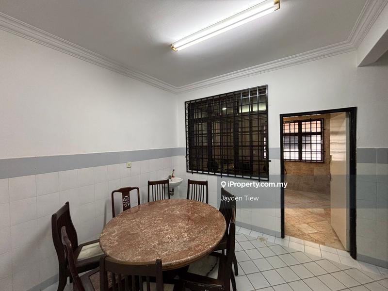 Rumah Teres 2-Tingkat untuk Disewa di Permas Jaya, Johor Bahru oleh Jayden Tiew - iProperty.com.my