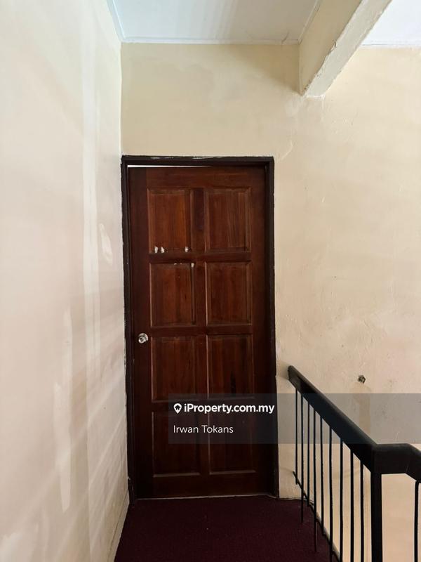 Rumah Berkembar untuk Dijual di Taman Desa Seroja, Kajang oleh Irwan Tokans - iProperty.com.my