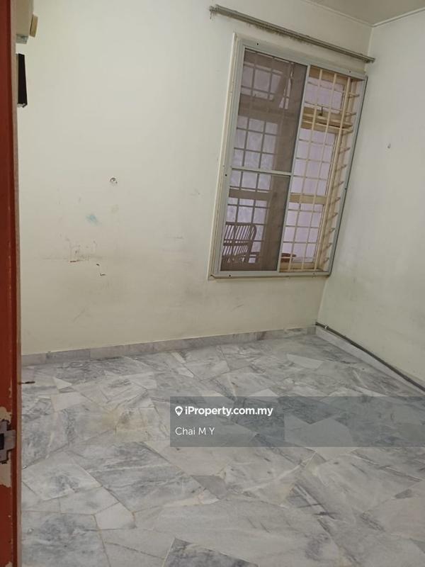 Rumah Teres 1.5-Tingkat untuk Dijual di Bandar Kinrara Seksyen 2, Bandar Kinrara oleh Chai M Y - iProperty.com.my