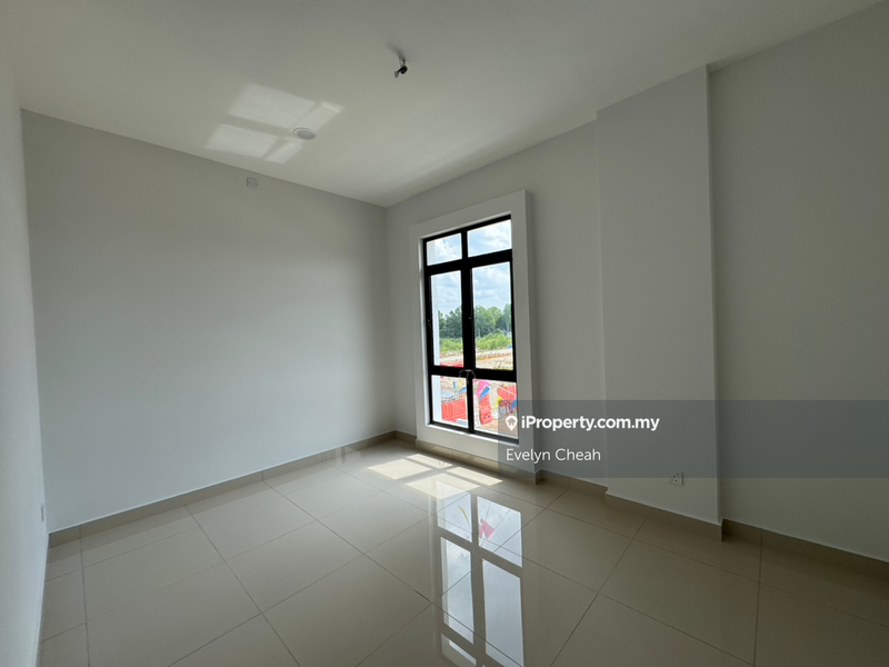 Semi-Detached House for Sale in Lakeside Puchong, Puchong by Evelyn Cheah - iProperty.com.my