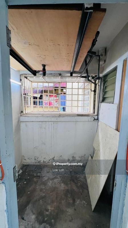 Rumah Flat untuk Dijual di Pangsapuri Sri Meranti oleh Loki Loh - iProperty.com.my