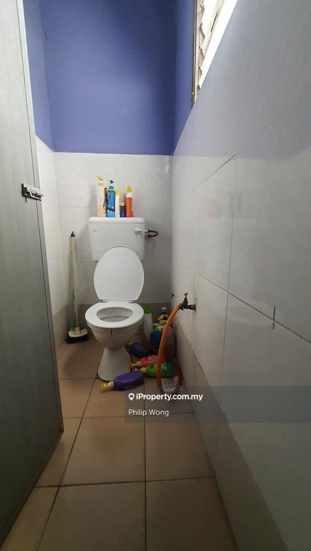 Rumah Teres 2-Tingkat untuk Dijual di Taman Bukit Serdang, Seri Kembangan oleh Philip Wong - iProperty.com.my