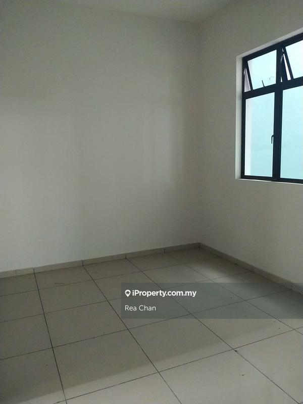 Rumah Berkembar untuk Dijual di Taman Seri Tanjong Gelam, Tanjong Kling oleh Rea Chan - iProperty.com.my