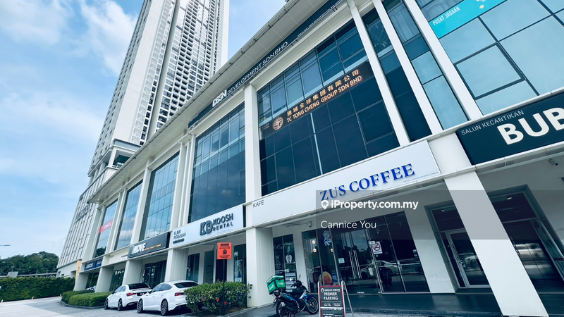 For Sale - Pavilion 2 Signatures Shop