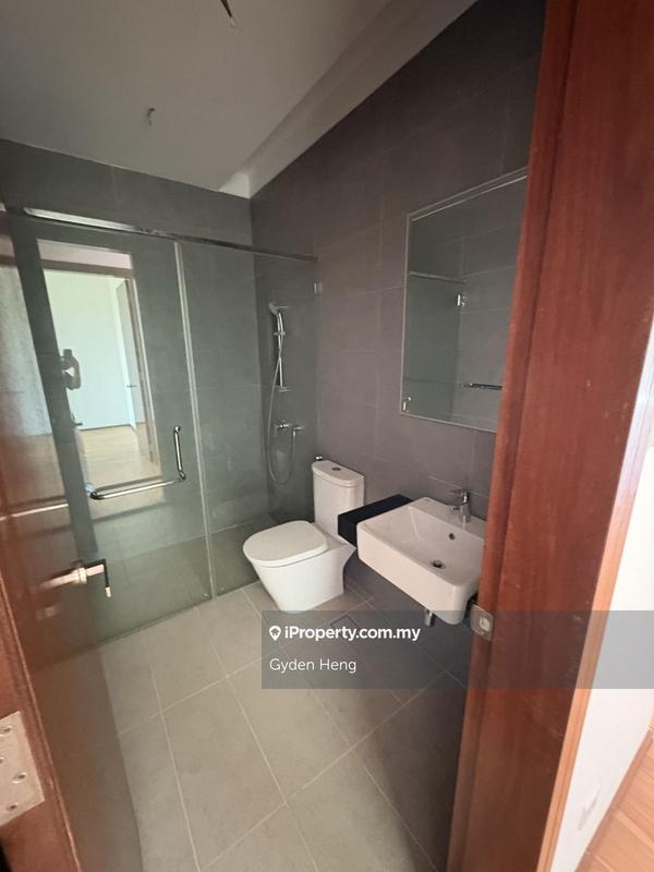 3-storey Terraced House for Sale in Leisure Farm, Gelang Patah by Gyden Heng - iProperty.com.my
