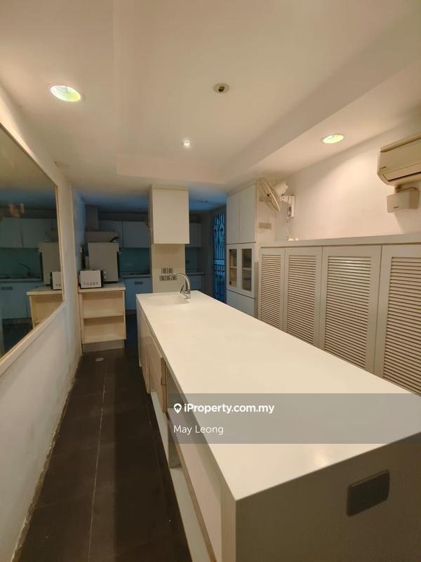 Rumah Berkembar untuk Dijual di Bukit Tunku (Kenny Hills), Kuala Lumpur oleh May Leong - iProperty.com.my