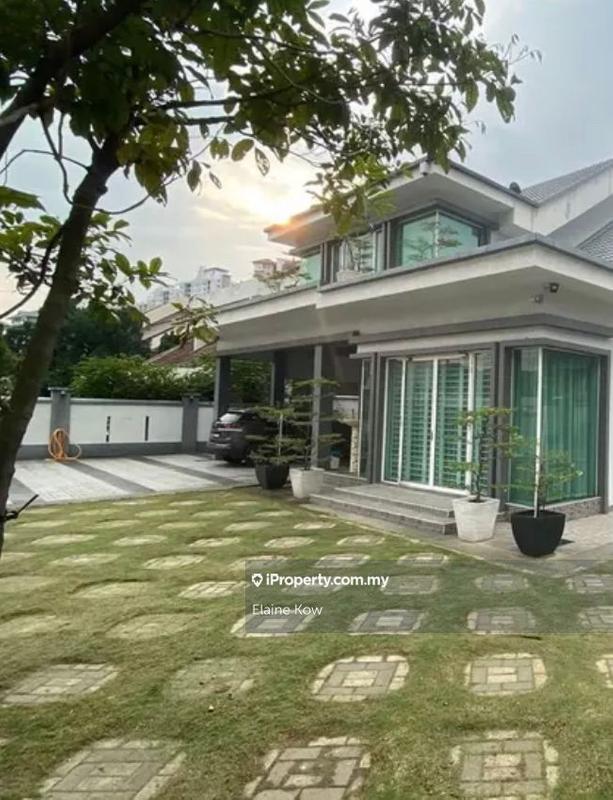 Bungalow House for Sale in Kelana Jaya, Petaling Jaya by Elaine Kow - iProperty.com.my