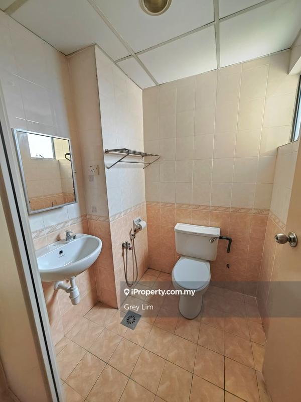 For Sale - Paradesa Tropika II