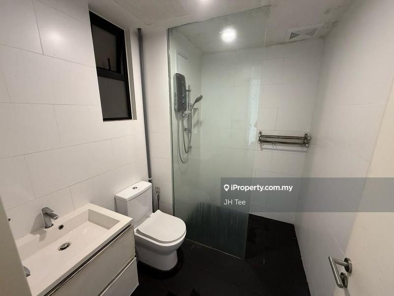 Residensi Servis untuk Dijual di SqWhere Service Apartments oleh JH Tee - iProperty.com.my