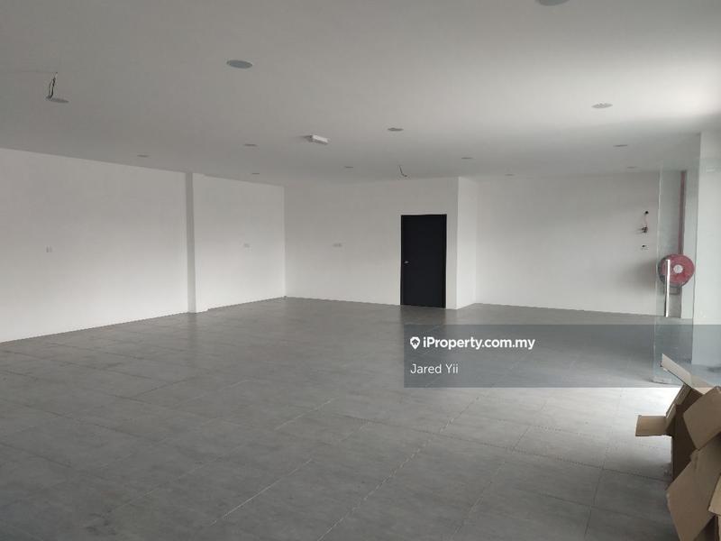 For Sale - Bintawa Detached Warehouse for sale