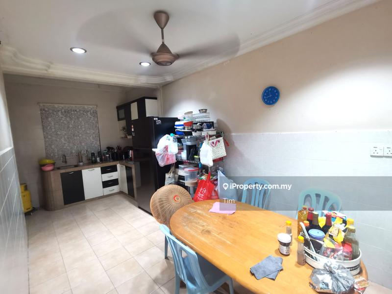 Rumah Teres 2-Tingkat untuk Dijual di Taman Desa Idaman, Durian Tunggal oleh Tim - iProperty.com.my