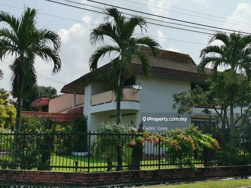 Bungalow House for Sale in Bukit Indah, Jalan Klang Lama (Old Klang Road) by Cedric Goey - iProperty.com.my