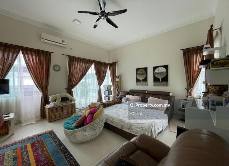 Semi-Detached House for Sale in 4qt5e, Seremban 2 by KC Lai - iProperty.com.my