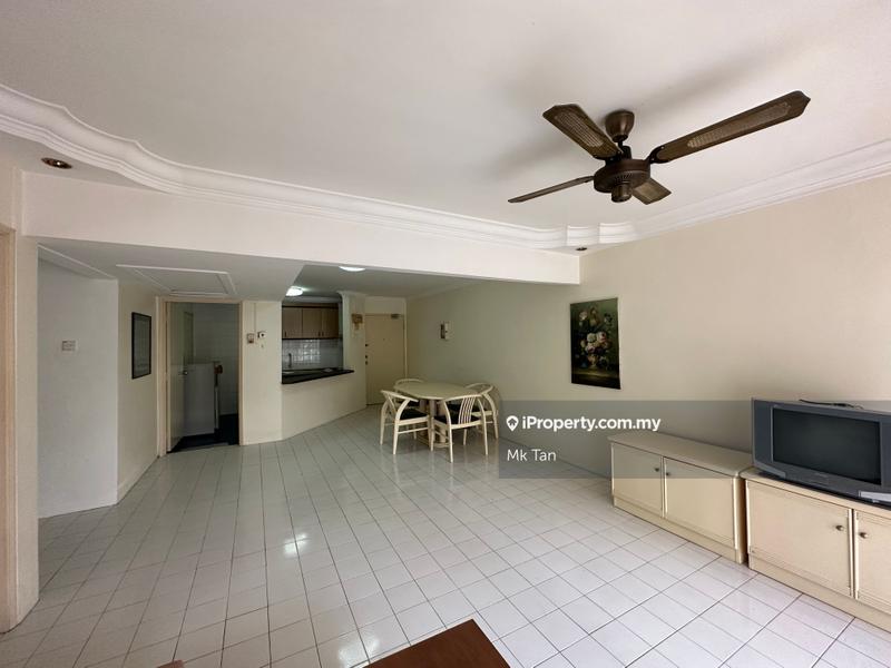 For Sale - Garden City Straits