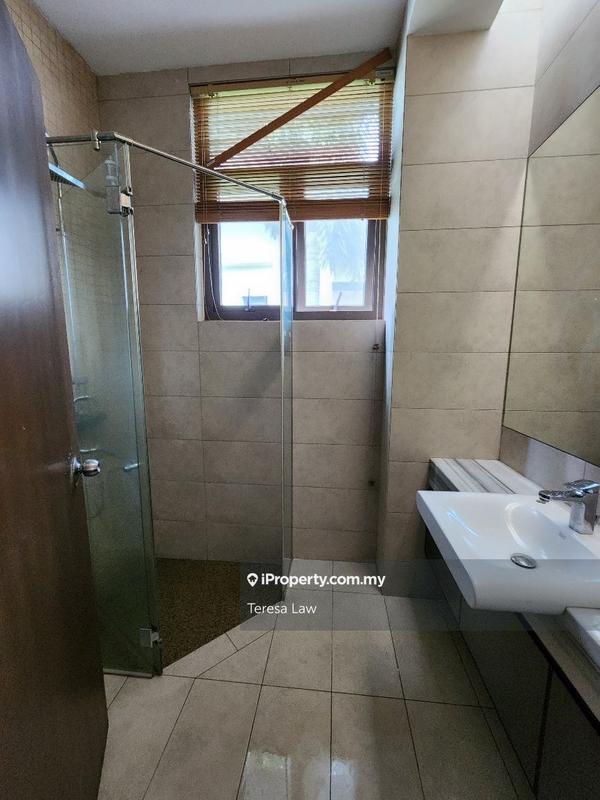 Bungalow House untuk Dijual di Bukit Gita Bayu, Seri Kembangan oleh Teresa Law - iProperty.com.my