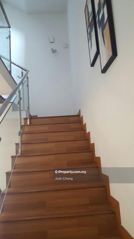 Rumah Berangkai 2.5 Tingkat untuk Dijual di wh698, Subang Jaya oleh Josh Chong - iProperty.com.my