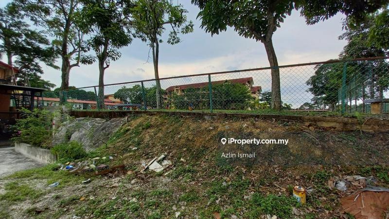Banglo Tanah untuk Dijual di Kampung Merbau Sempak, Sungai Buloh oleh Azlin Ismail - iProperty.com.my