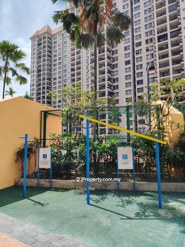 Condominium for Sale in Royal Domain Sri Putramas 2 by Chris Tee - iProperty.com.my