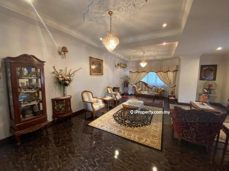 Bungalow House for Sale in SS19, Subang Jaya by Celia Tan - iProperty.com.my