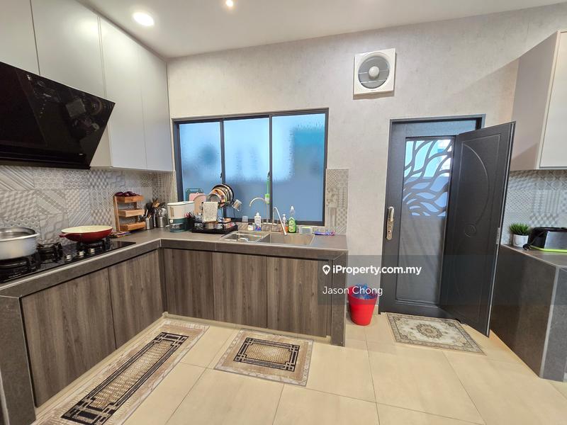Semi-Detached House for Sale in Bandar Bukit Tinggi, Klang by Jason Chong - iProperty.com.my