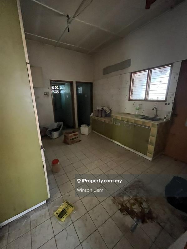 Bungalow House untuk Dijual di Kampung Cempaka, Petaling Jaya oleh Winson Liem - iProperty.com.my