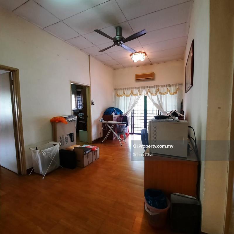 Rumah Teres untuk Dijual di Bukit Jelutong, Shah Alam oleh Selina Chai - iProperty.com.my