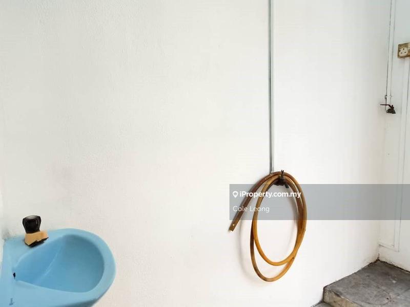 Apartment for Sale in Taman Lembah Maju by Cole Leong - iProperty.com.my