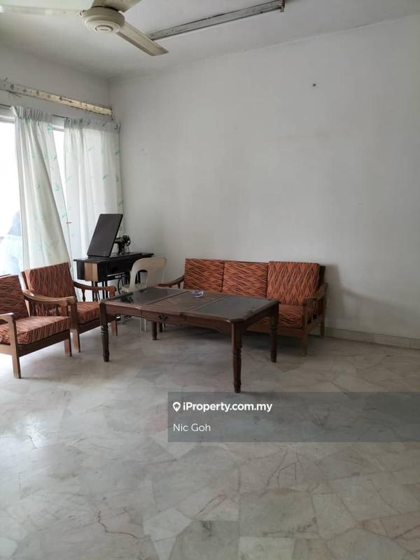 For Sale - Lily & Rose